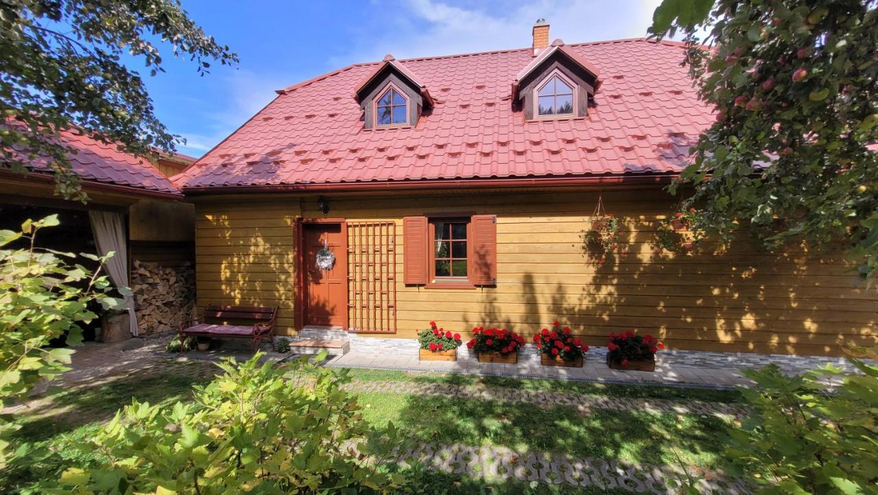 Holidayhouse Chalupa Alzbetka Vazec Bagian luar foto