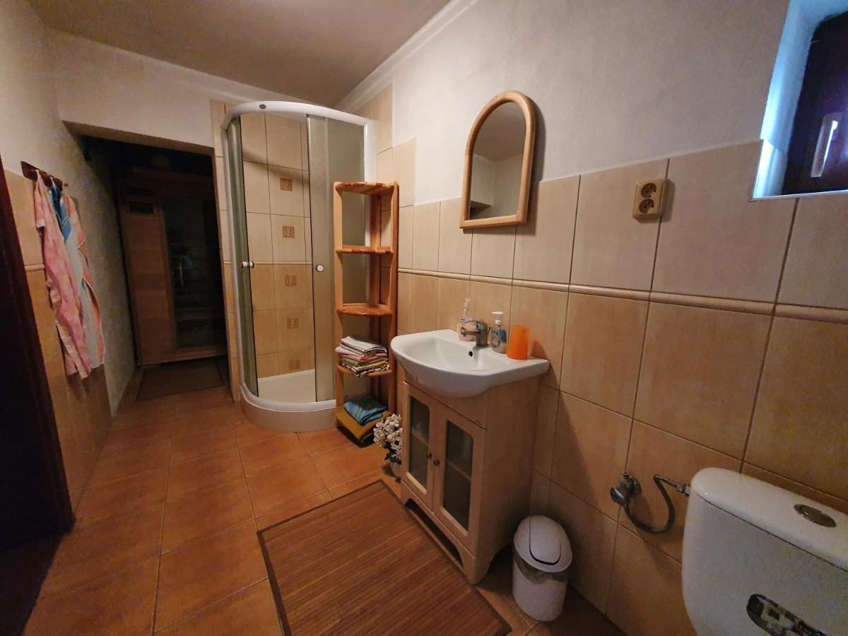 Holidayhouse Chalupa Alzbetka Vazec Bagian luar foto